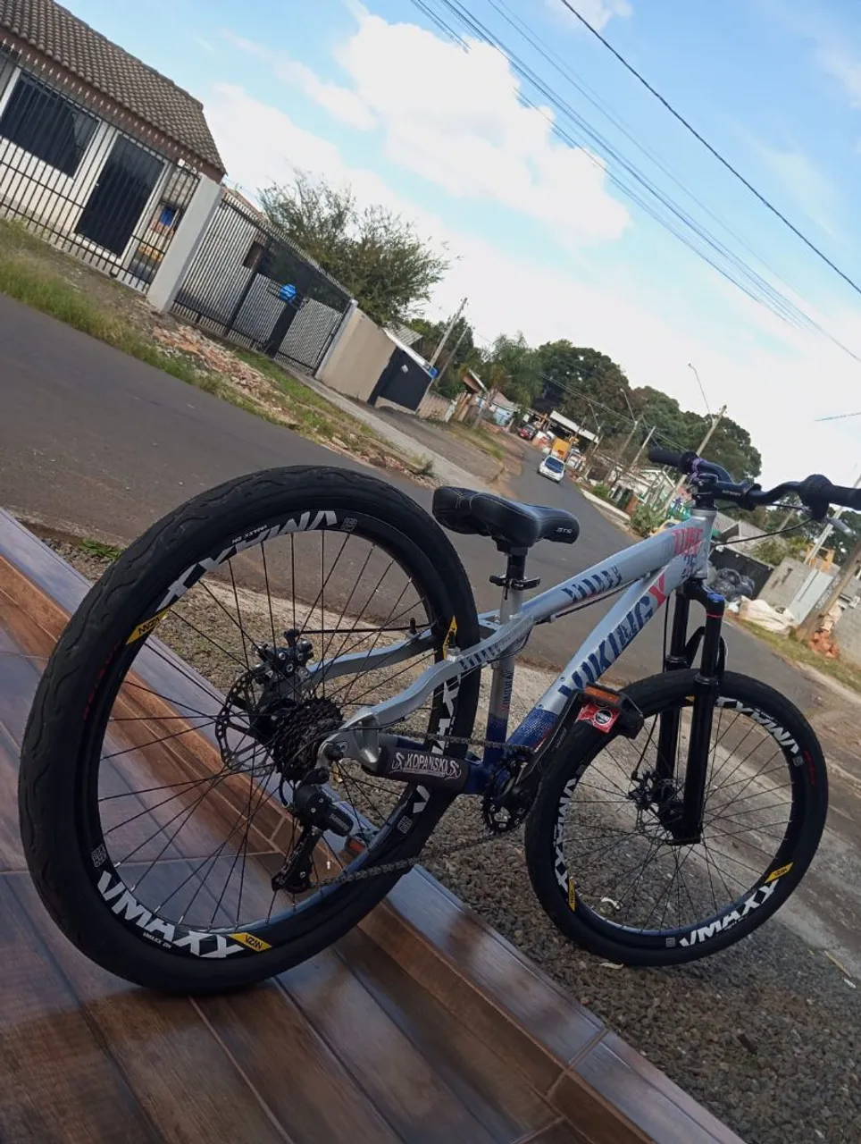 Viking tuff 25