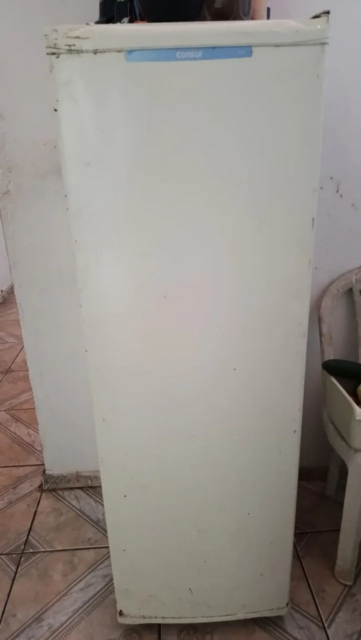 Geladeira Consul -com defeito