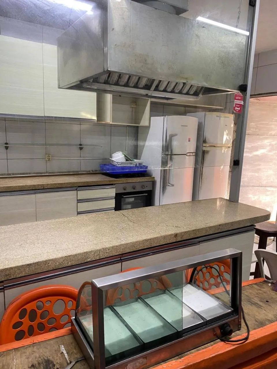 Alugo excelente ponto completo para restaurante/lanchonete 