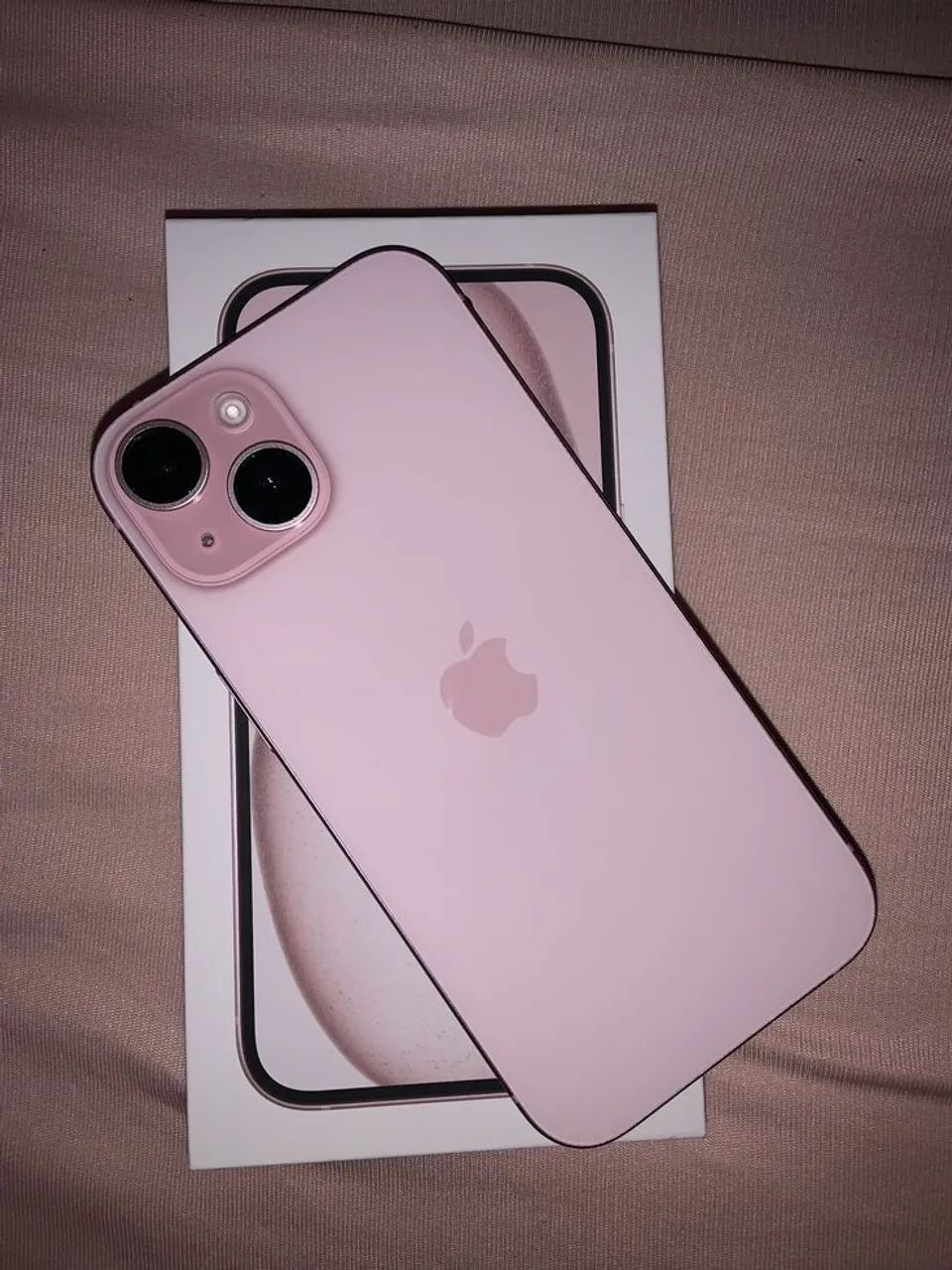 iPhone 15 rose 98% 4.150