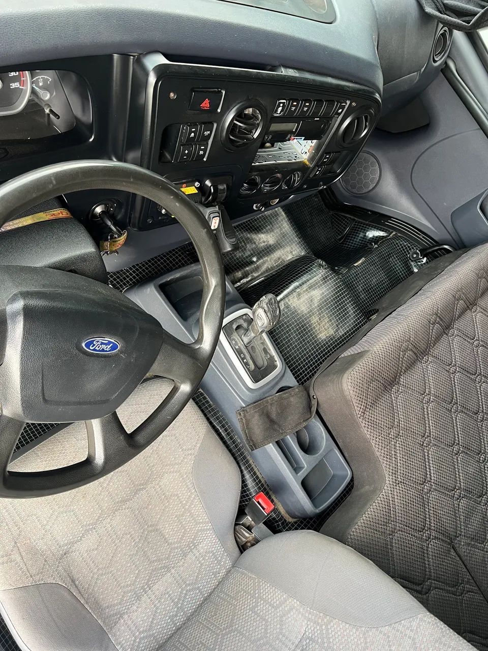Ford Cargo 2429 2017 Caçamba - Foto 4