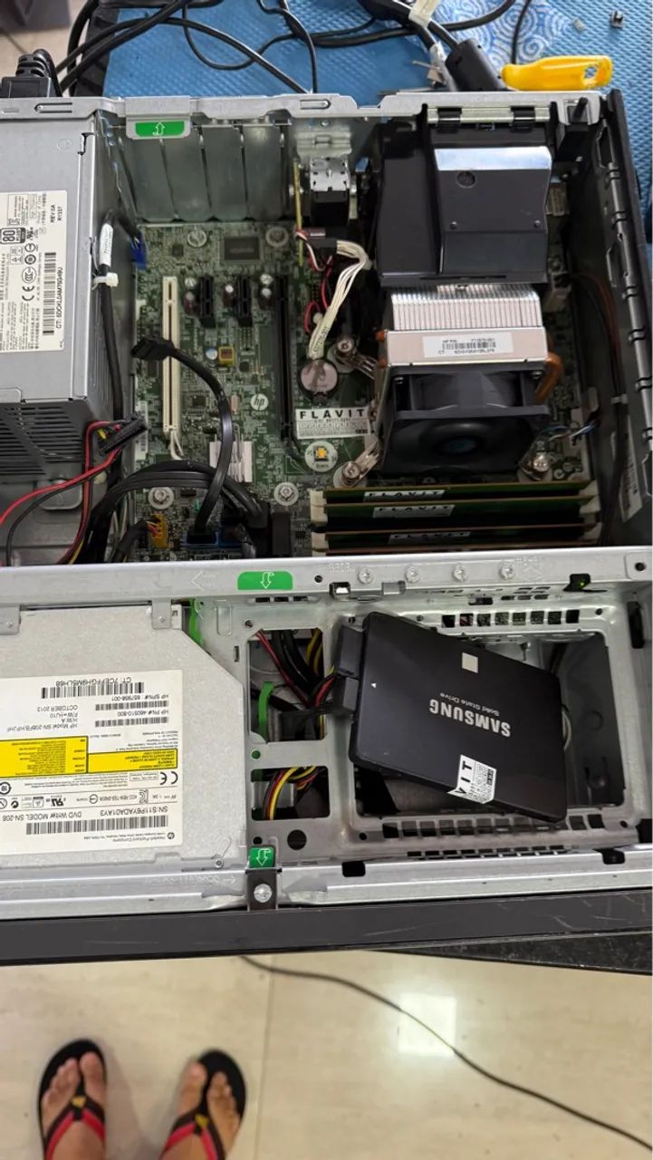 Computador Desktop - HP EliteDesk 800 G1 SSF - Intel Core i5-4570 Computador Desktop - HP EliteDesk 800 G1 SSF - Intel Core i5-4570