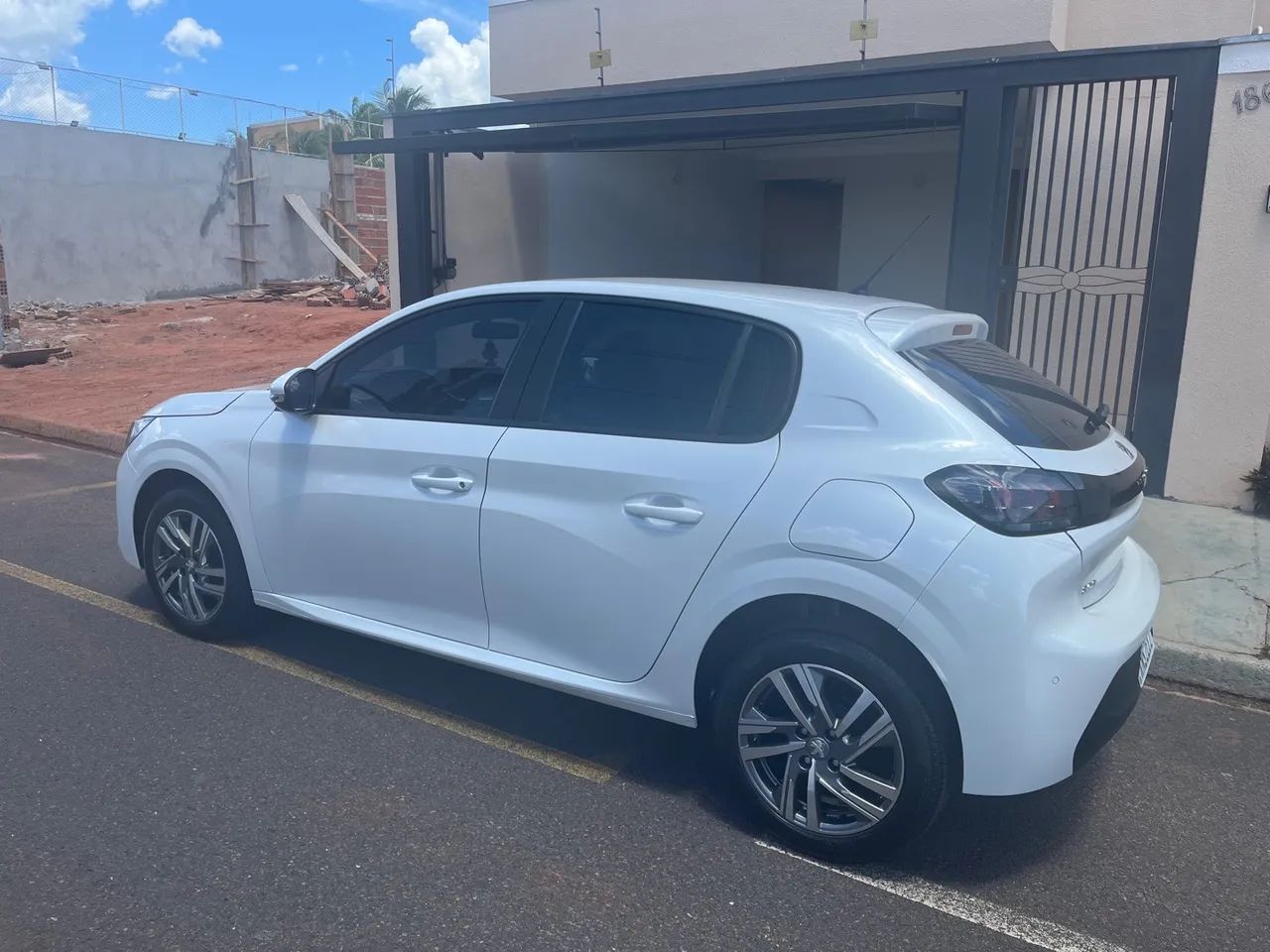 Peugeot 208 Allure Aut. 2022 - Foto 4