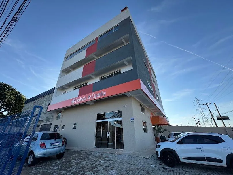 Sala Comercial para locação 92 m² ou 183,05 m², no bairro São Pedro em São José dos Pinhai