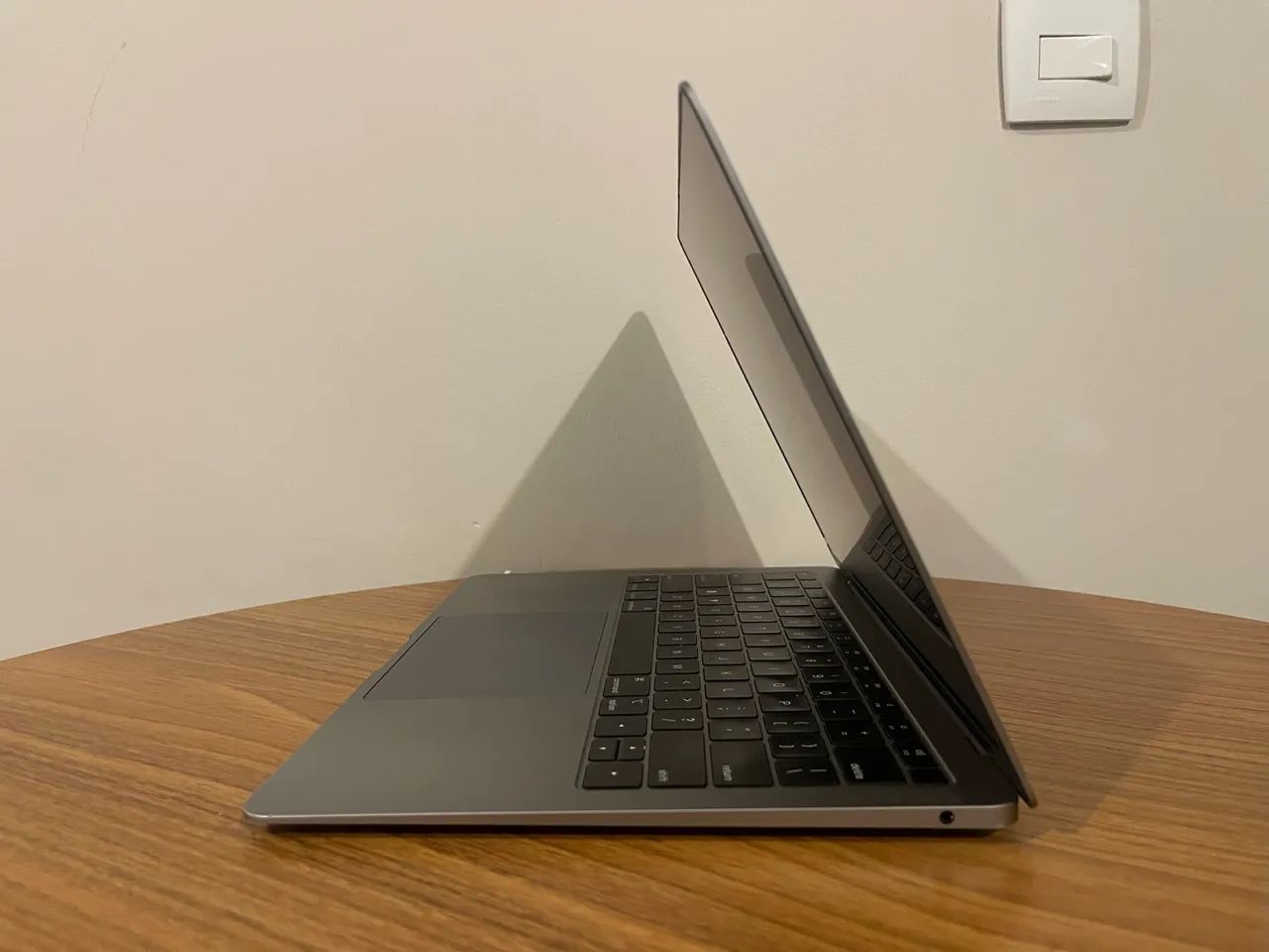 Macbook Air 2018 i5 8Gb Ram 256Gb SSD MT Novo! - Notebooks - Norte