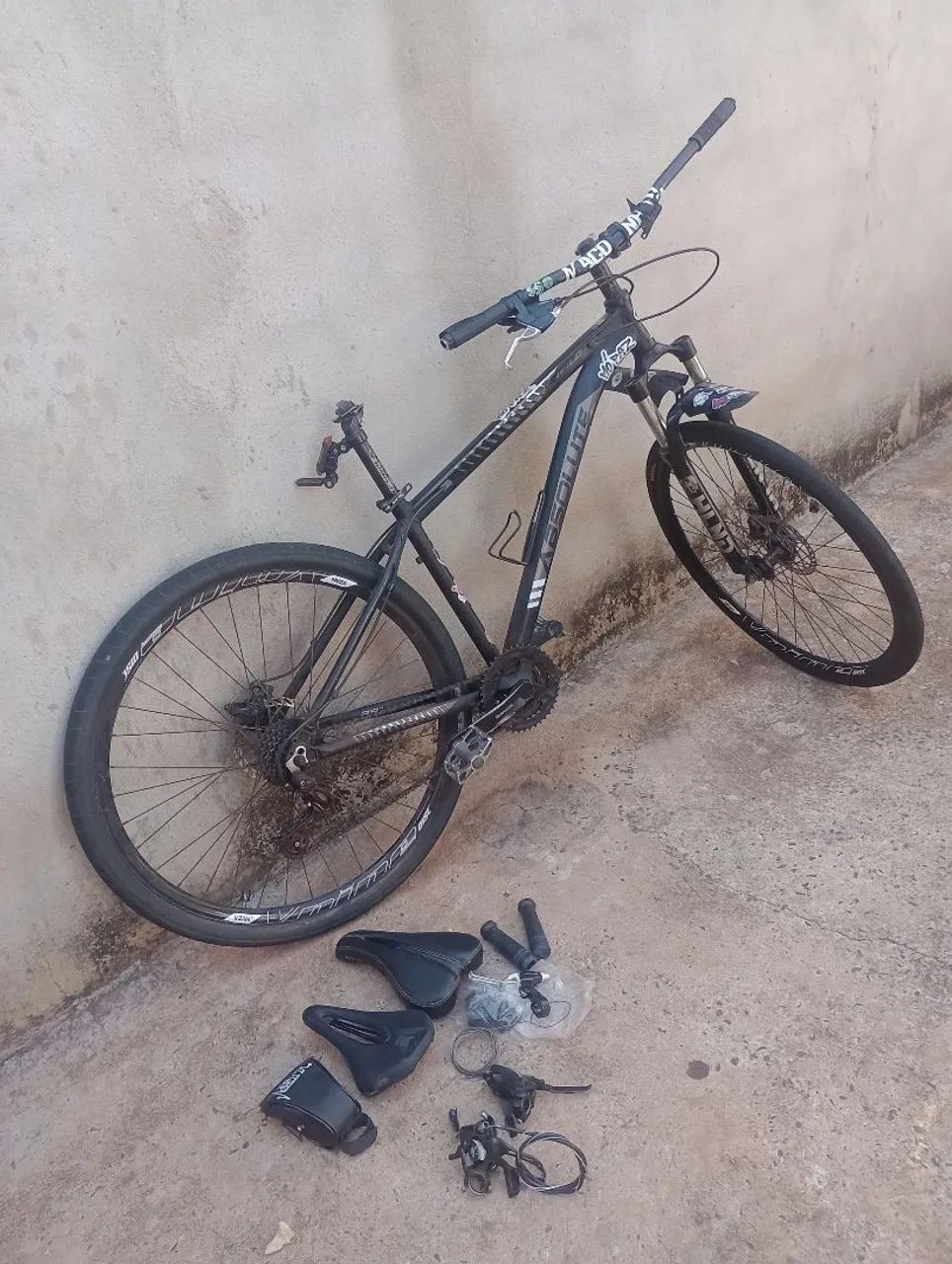 Aro 29, freio a disco, de alumínio....