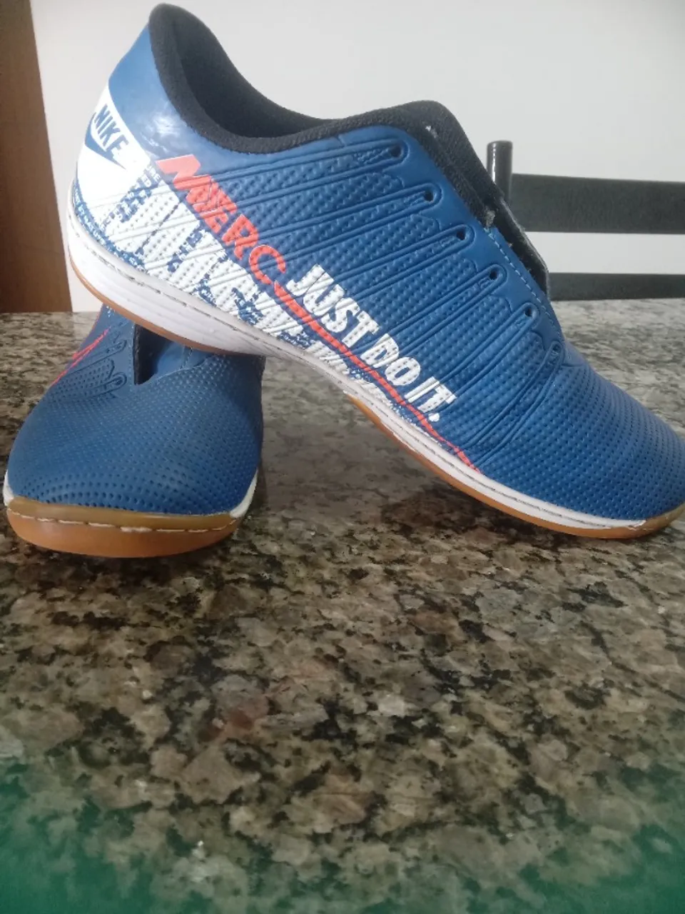Tênis de futsal