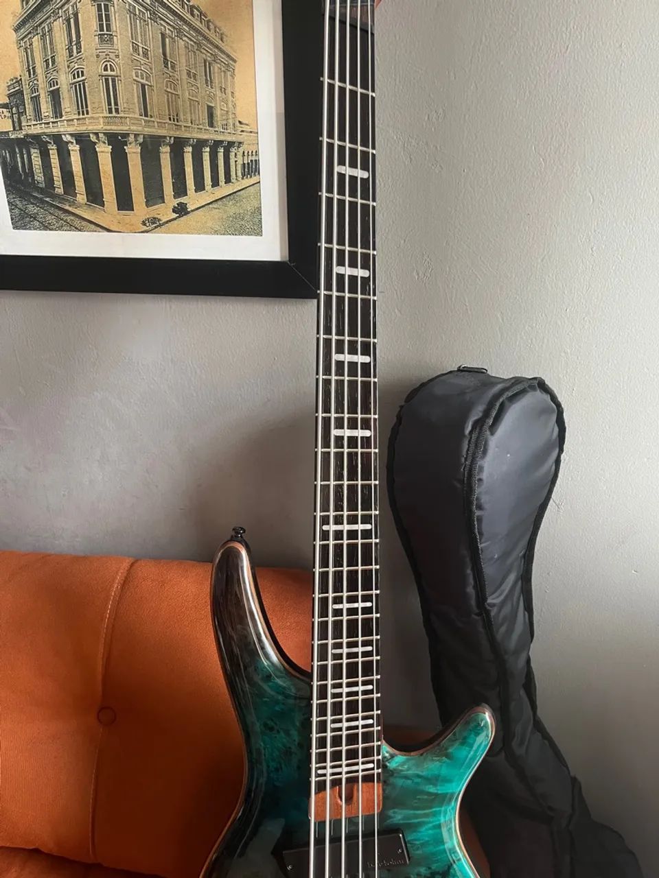 Baixo IBANEZ SRMS 805 impecável.  - Foto 4