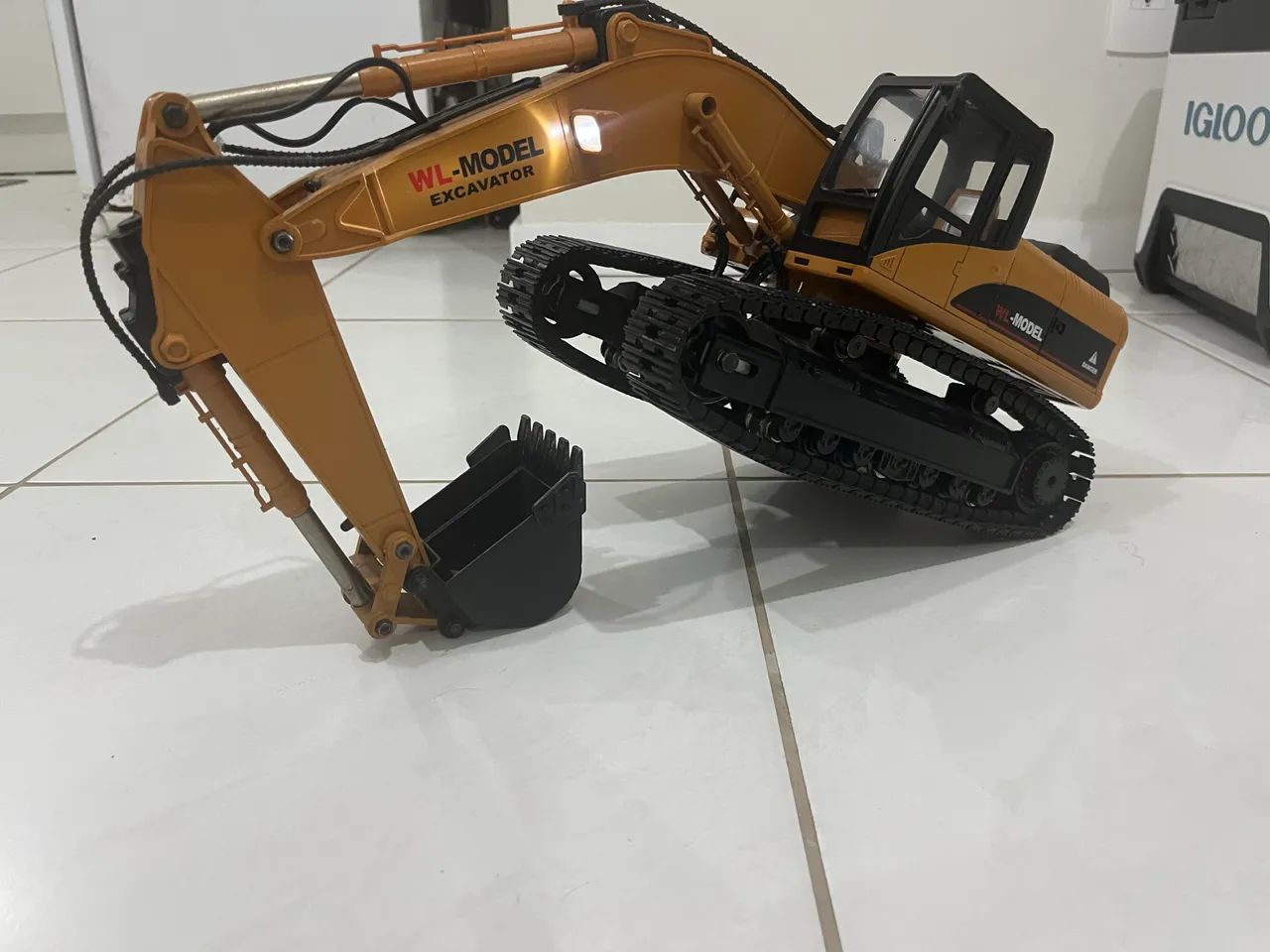 Escavadeira controle remoto  - Foto 4