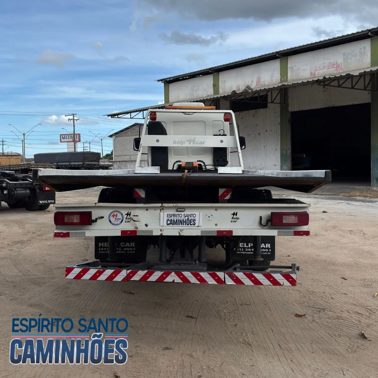 Caminhão Volvo VM 260 - 2011 - Foto 4