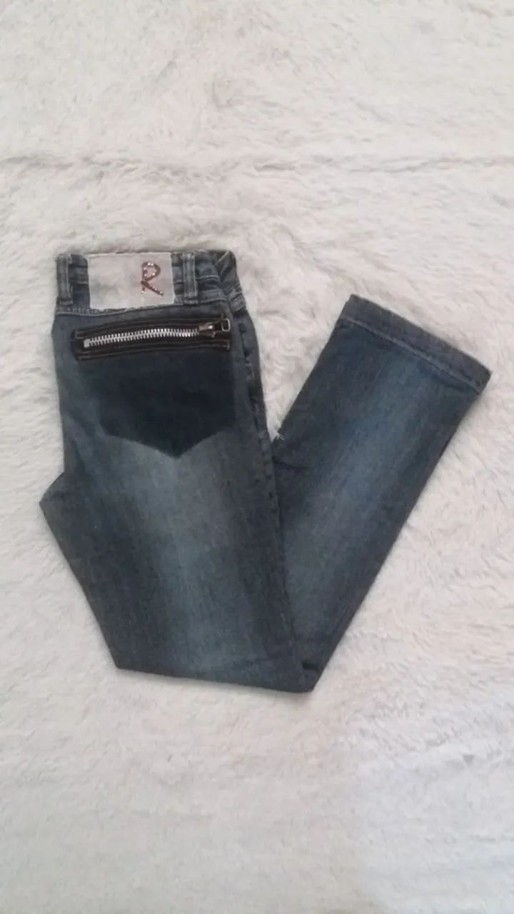 calça jeans com lycra / Tam 42