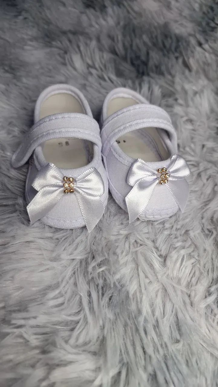 Sapatinhos de bebê menina temos de meninos também R$ 16 reais cada - Foto 4