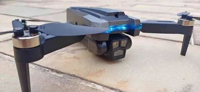 Drone brinquedo S8s com Motores Brushlless - Foto 2