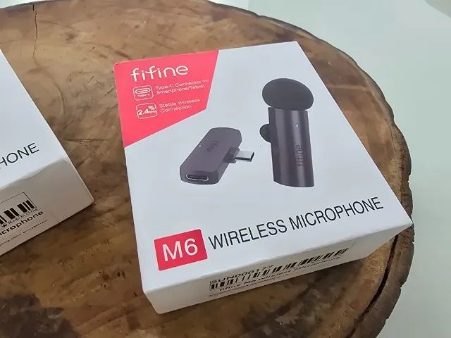 Fifine M6 Microfone S/fio Lapela Para Celular Android 2.4ghz Cor Preto - Foto 4