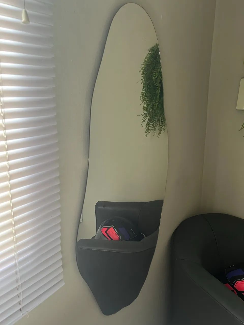 Organic mirror64300203261698120