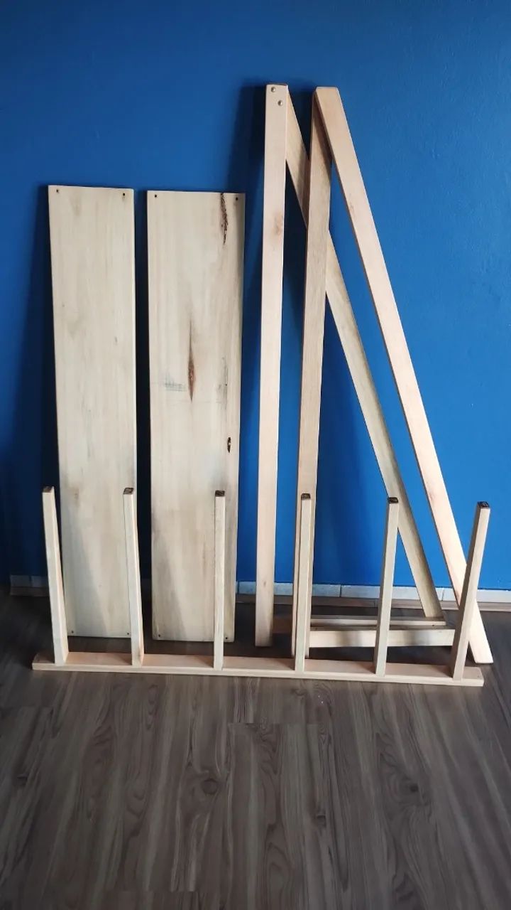 Suporte rack vertical para pranchas de surfe 400 reais - Foto 3