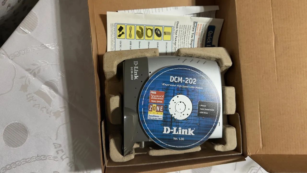 Roteador D-Link Business Class Networking na caixa  - Foto 4