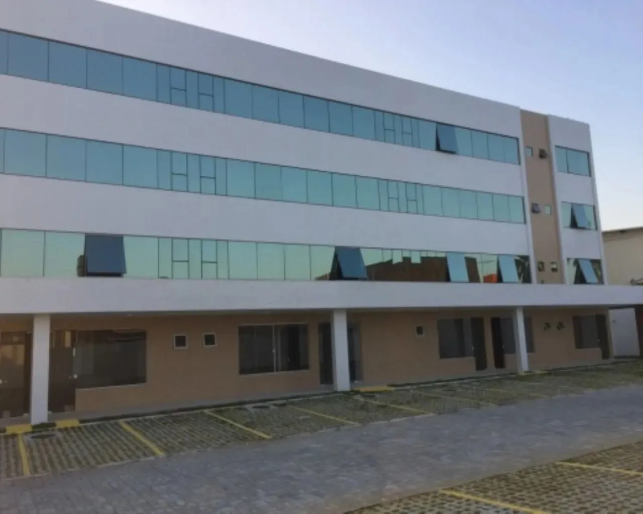 SALA COMERCIAL em LAURO DE FREITAS - BA, PITANGUEIRAS