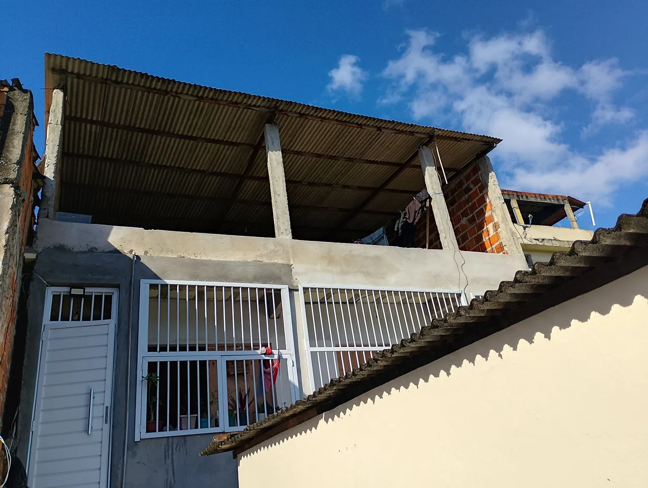 VENDE-SE CASA EM ITACARANHA/ *38 ?