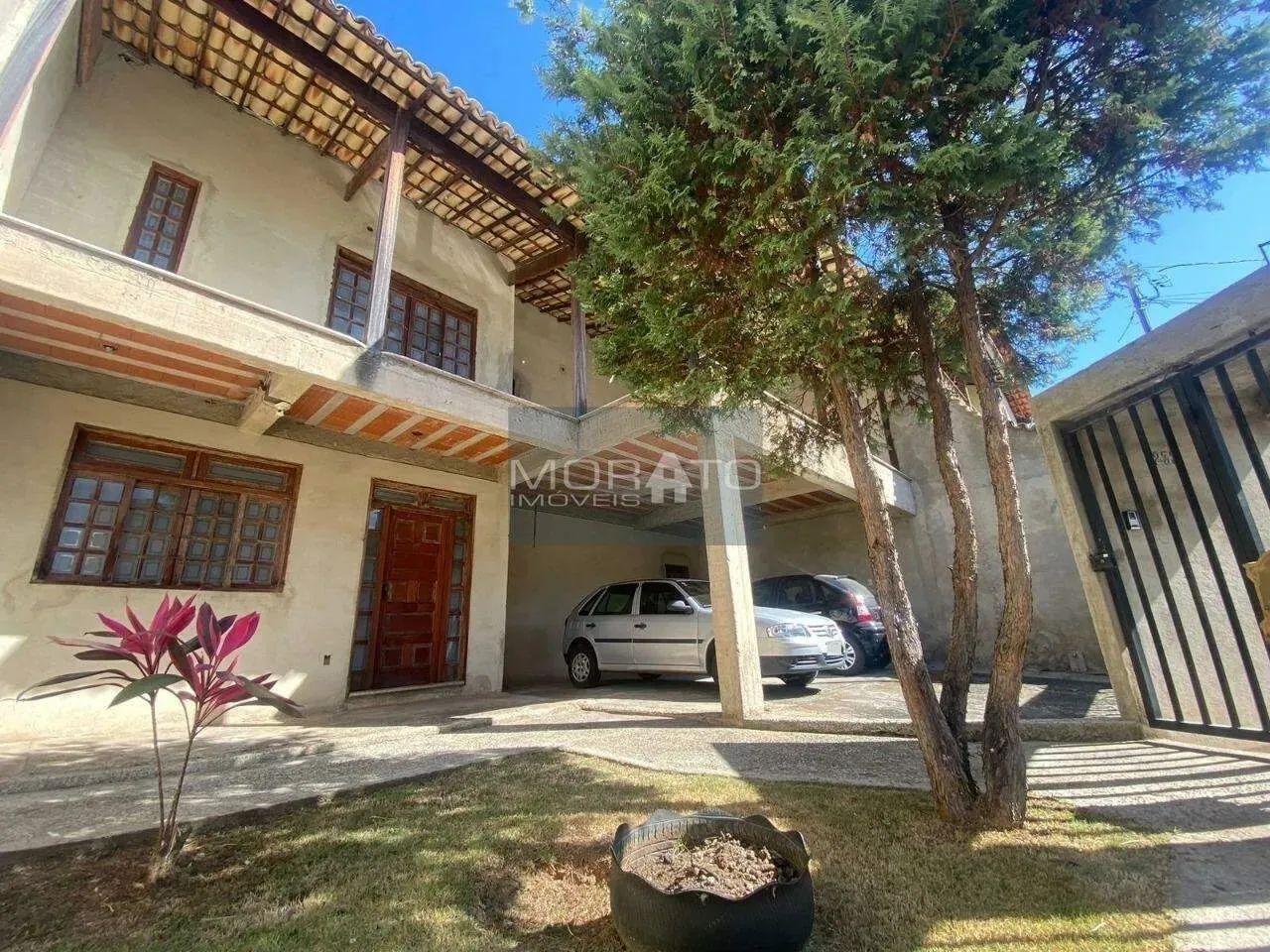 Casa 4 Quartos , 3 Banheiros , 4 Vagas no Serrano - Foto 2