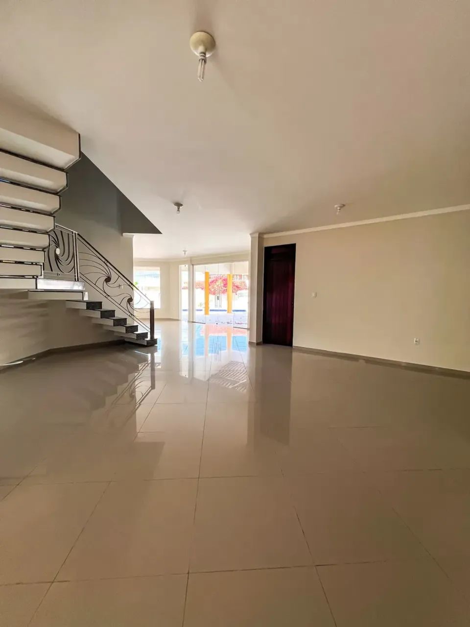 Casa super espaçosa - Foto 5
