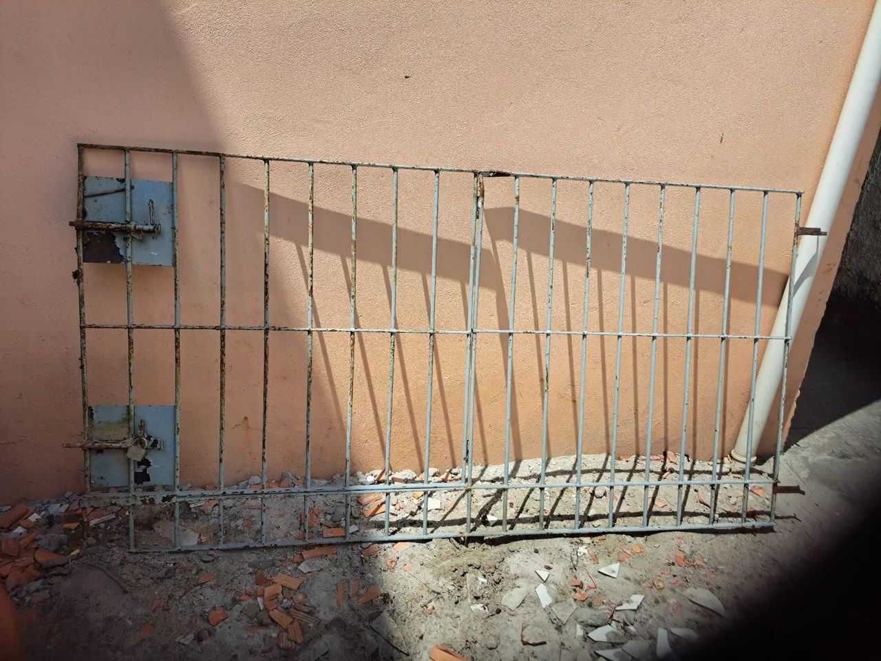 Grade e porta de ferro  - Foto 4