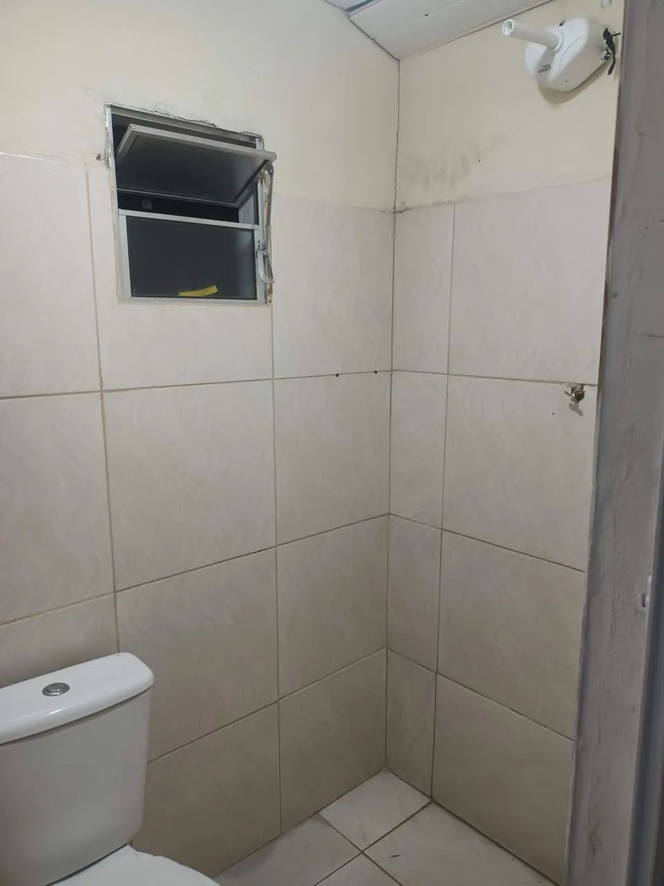 Kitnet Quarto/cozinha pequena/Banheiro  - Foto 4