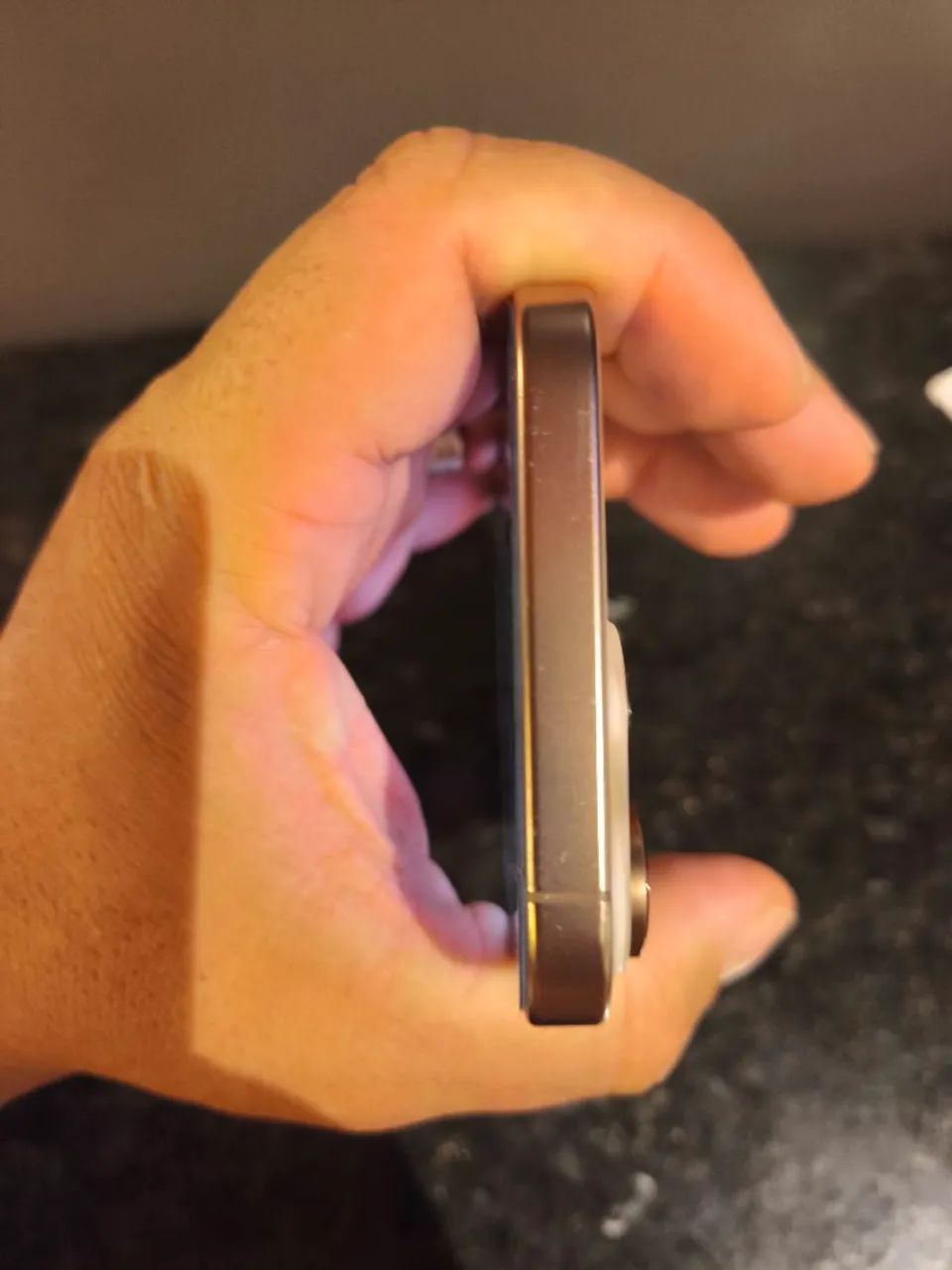 VENDO IPHONE 16 PRO MAX 256 GB GRAVATÁ PERNAMBUCO 4 MESES DE USO. *67 - Foto 3