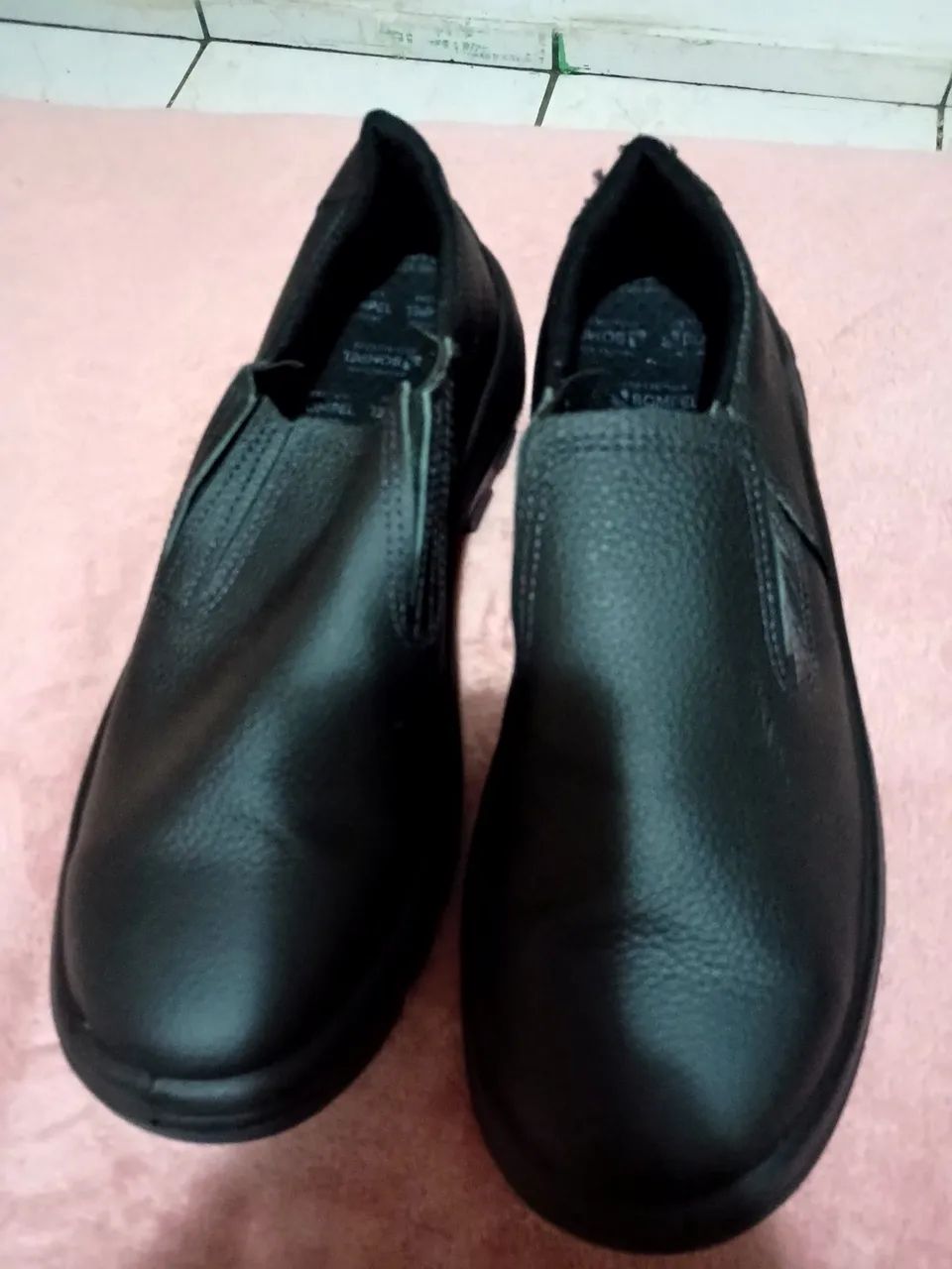 Bota bico de aço nova Tam 42 - Foto 2
