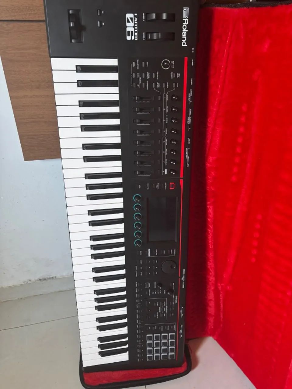 Teclado roland fantom 06 - Foto 5