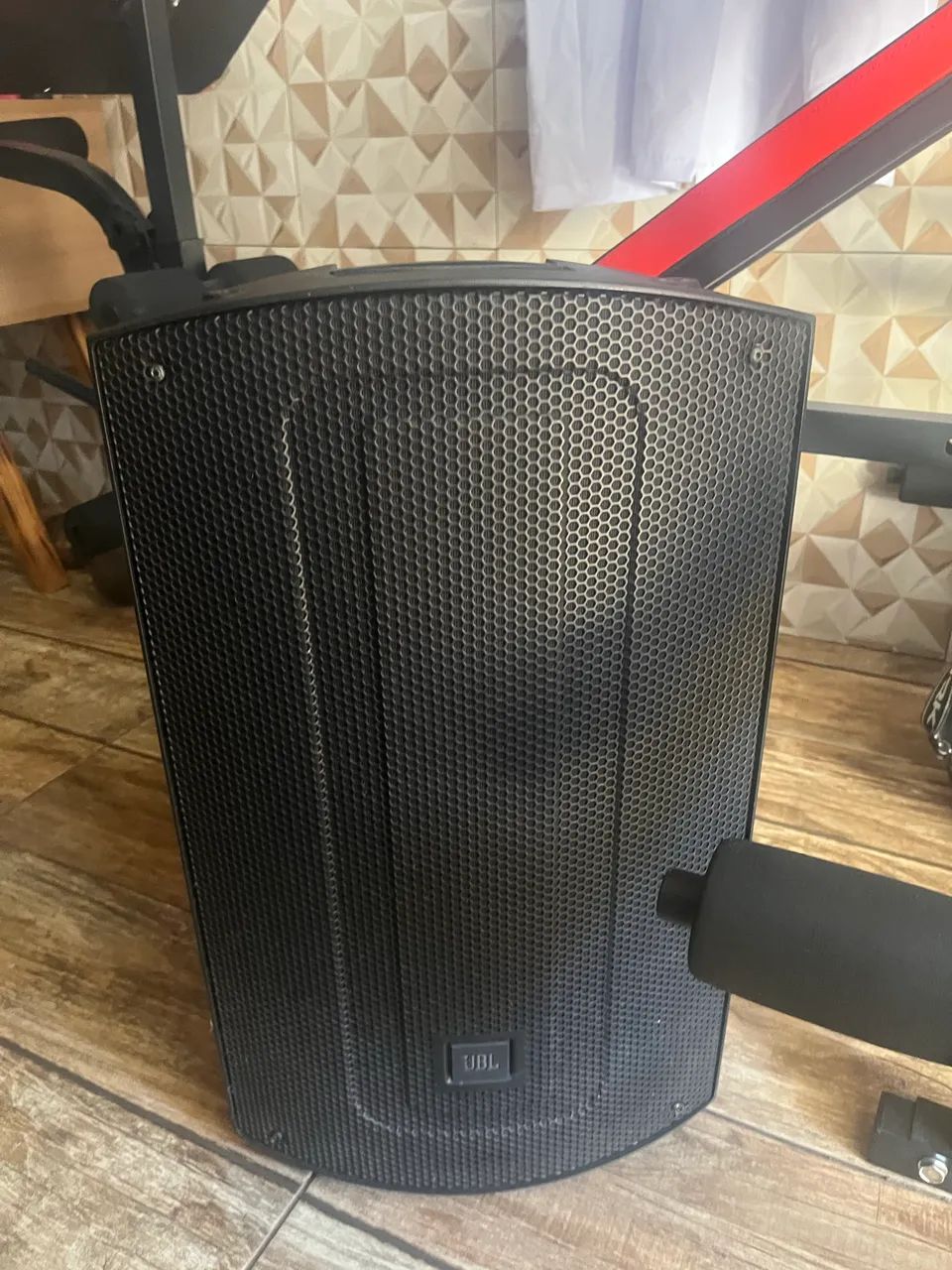 Caixa JBL original