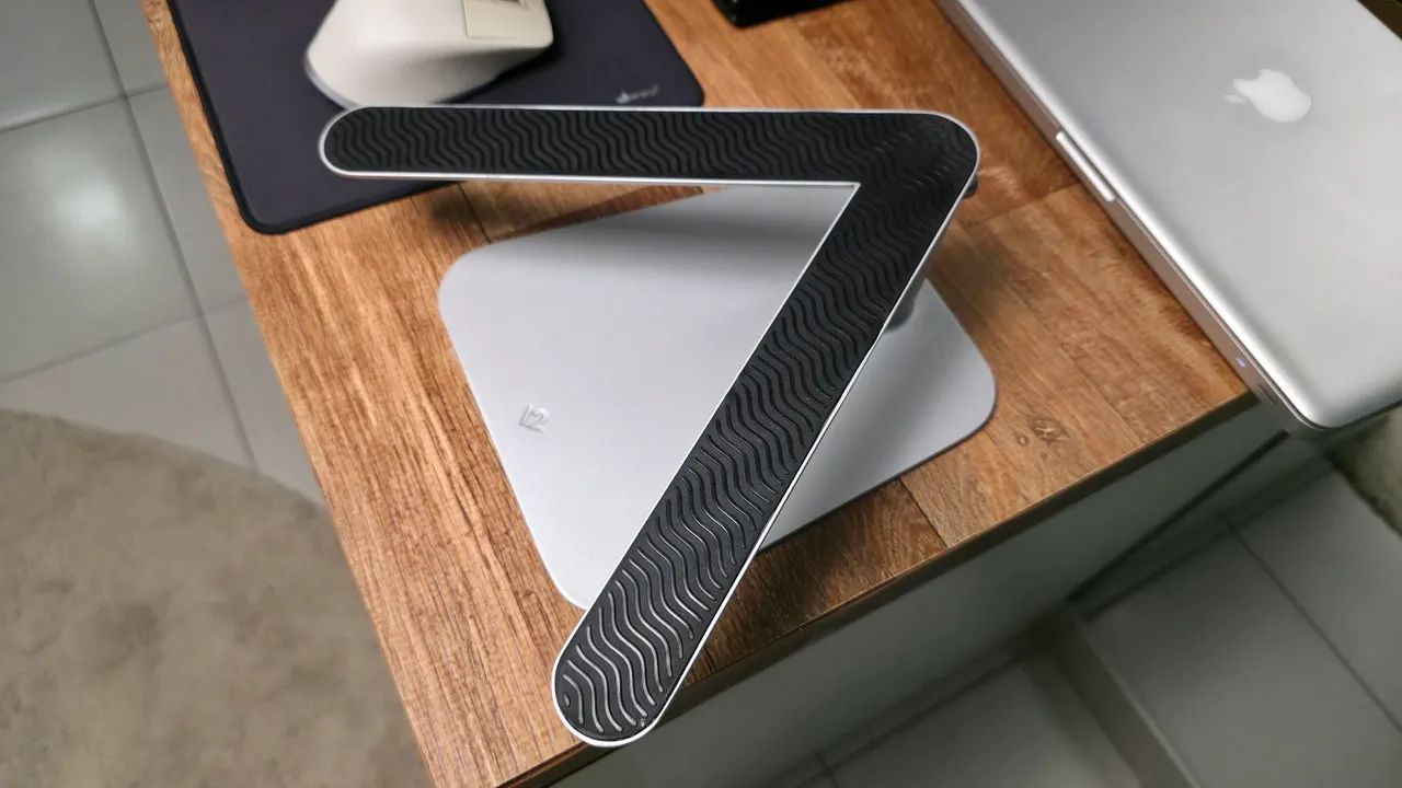 Suporte mesa de Notebook em Alumínio Apple