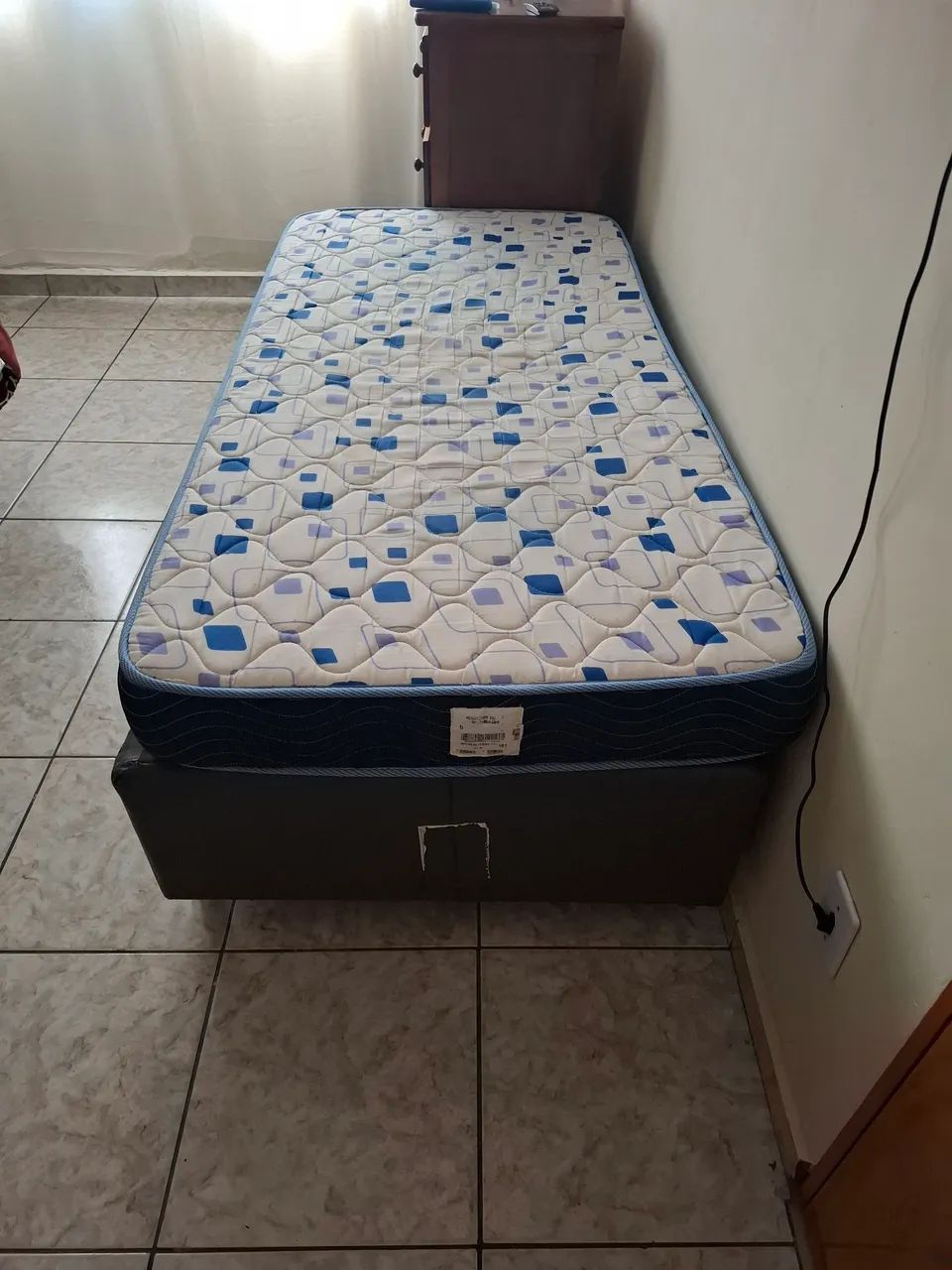Cama box solteiro ótimo estado colchão incluso - Foto 2