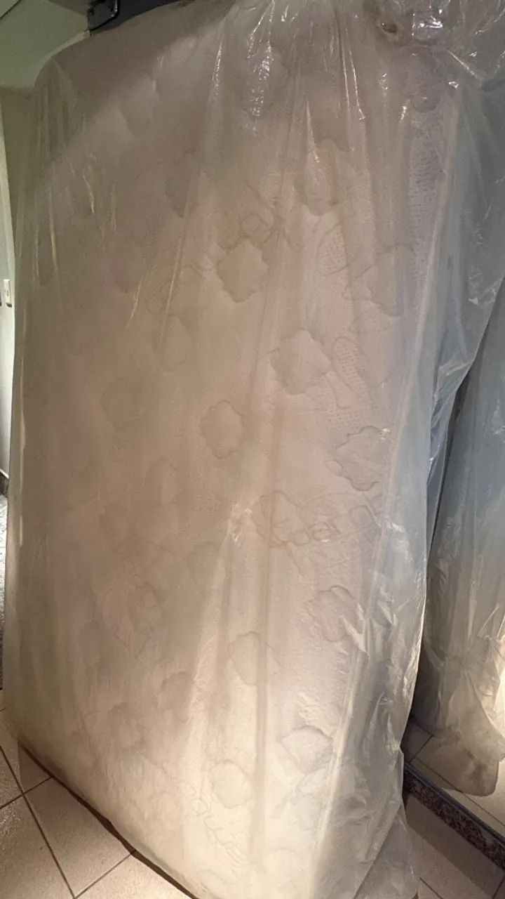 Colchão de molas Simmons em Ótimo estado !
