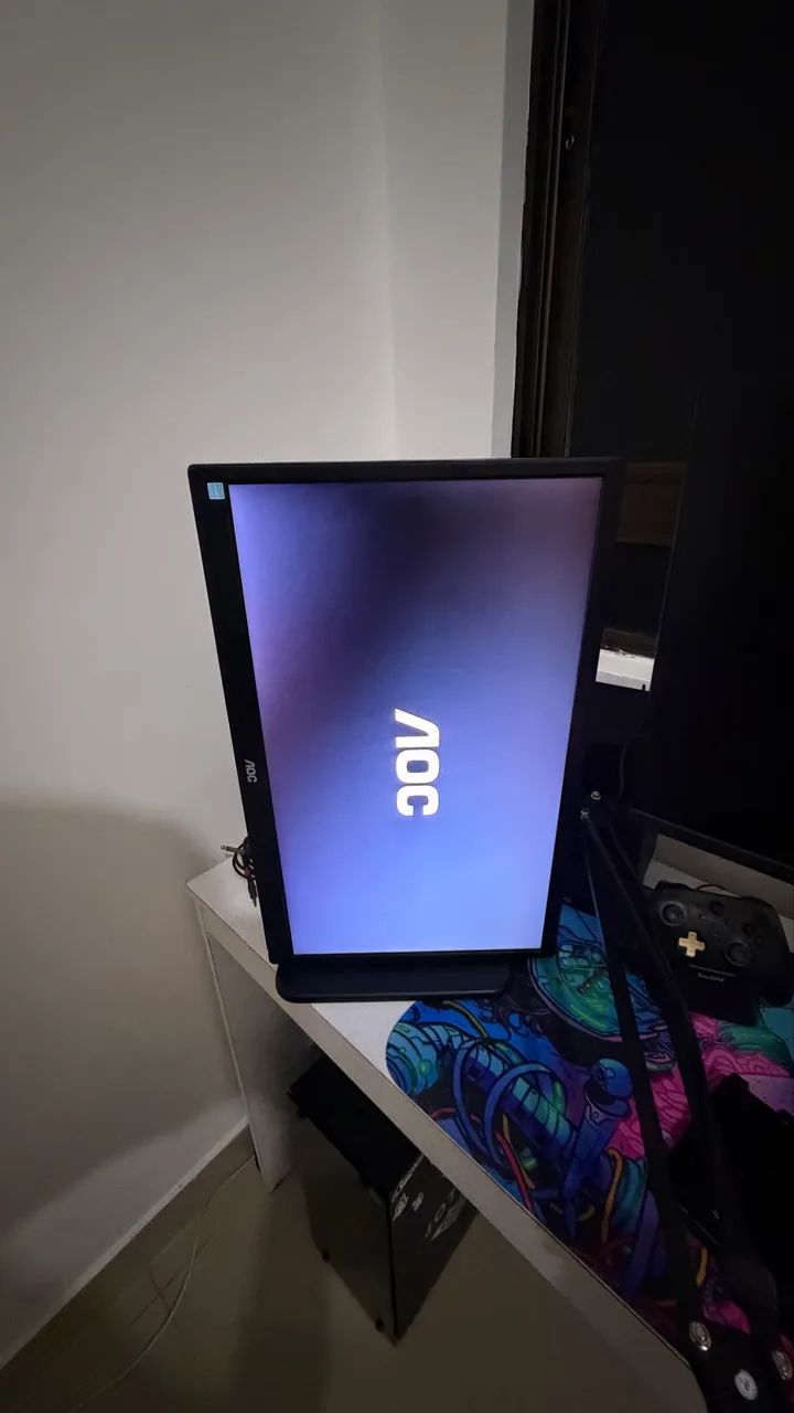 Monitor AOC semi novo - Foto 2