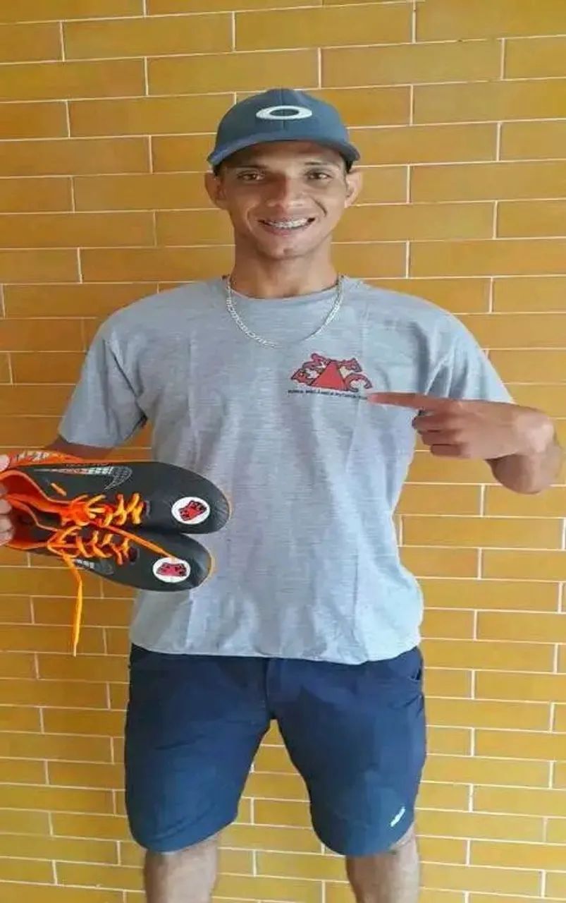 Sua Camisa Sua Chuteira +caneleira  - Foto 3