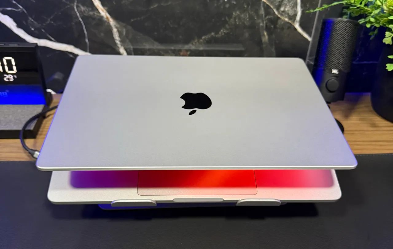 MACBOOK PRO M2  - Foto 4