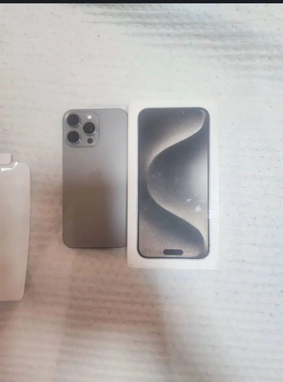 Vendo iPhone 15 pro Max  caixa e cabo  - Foto 3