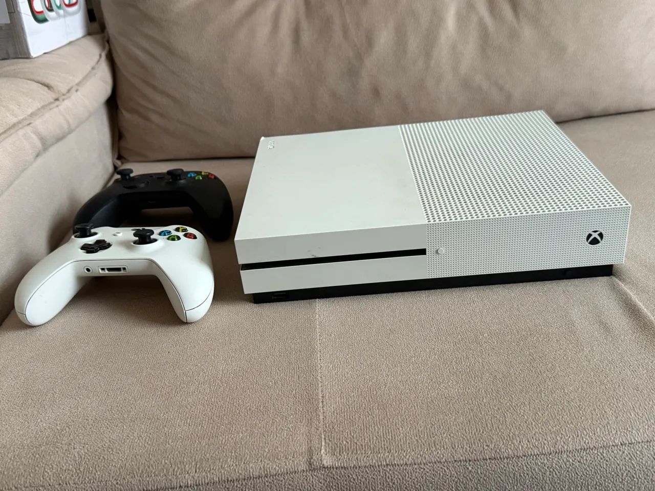 Xbox One S + 2 controles - Foto 5