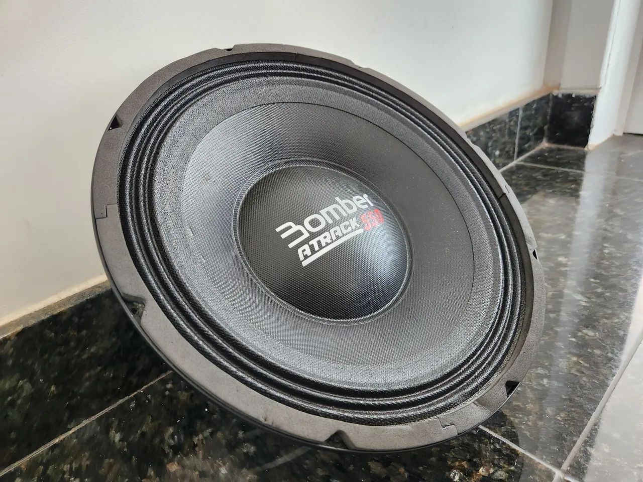 Woofer Bomber Atrack 550 w RMS 12 polegadas  - Foto 2