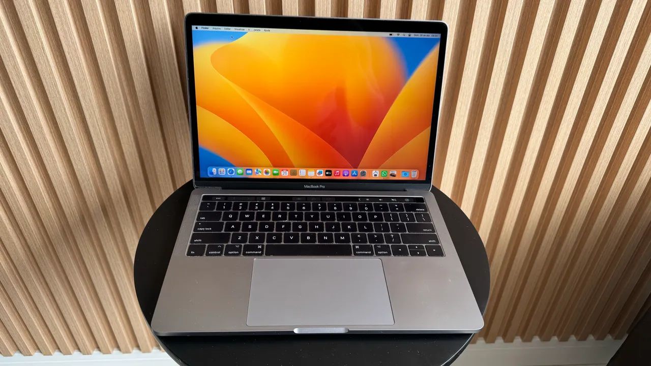 MacBook本体 MacBook Pro 2017 Retina i5 TouchBar Amazon.com: Mid 2017 Apple MacBook Pro with Touch Bar, with 3.1GHz