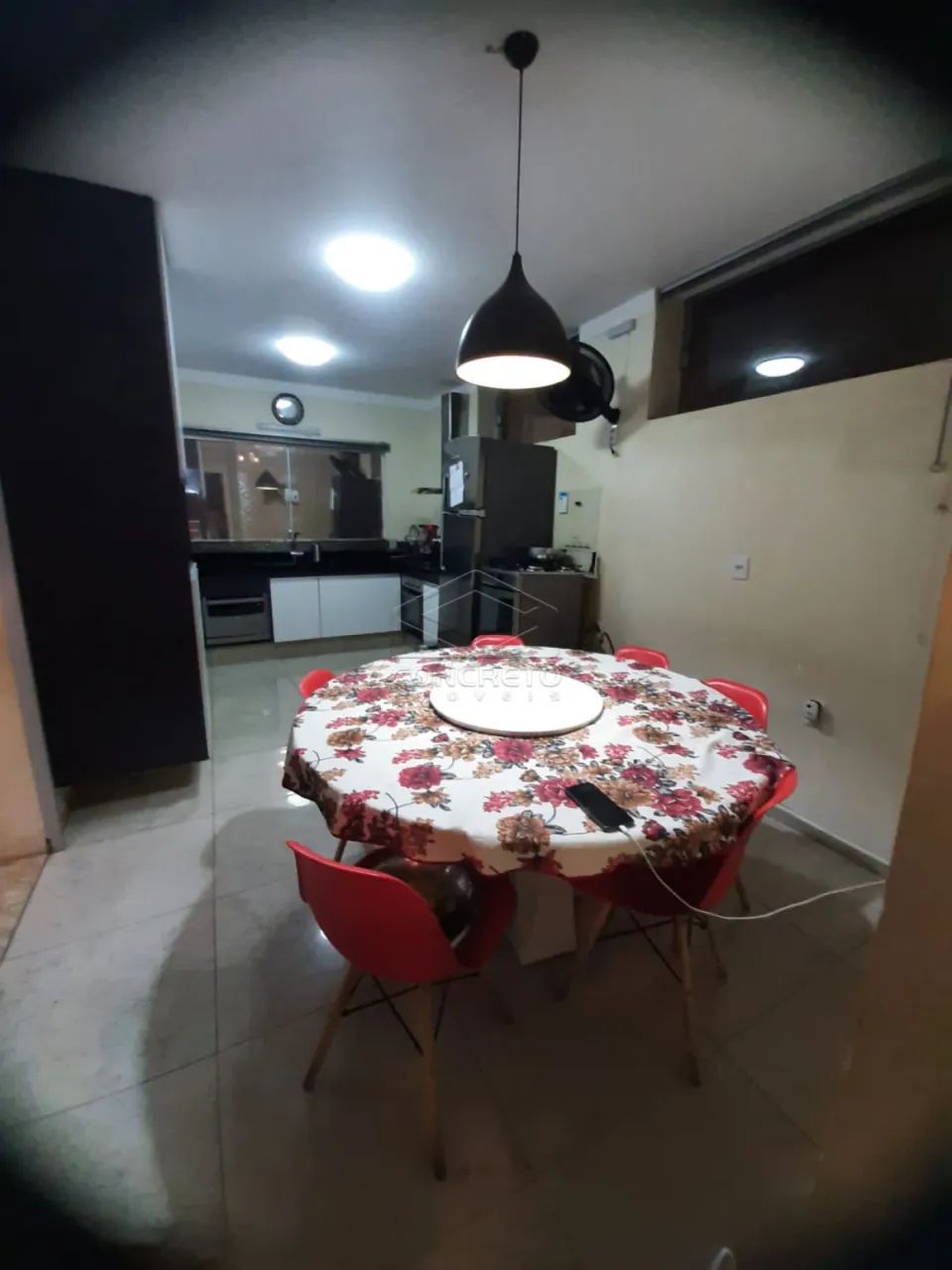 SOBRADO COM SALA COMERCIAL - 04 DORMITÓRIOS - 01 SUÍTE - VILA BRUNHARI - Foto 5