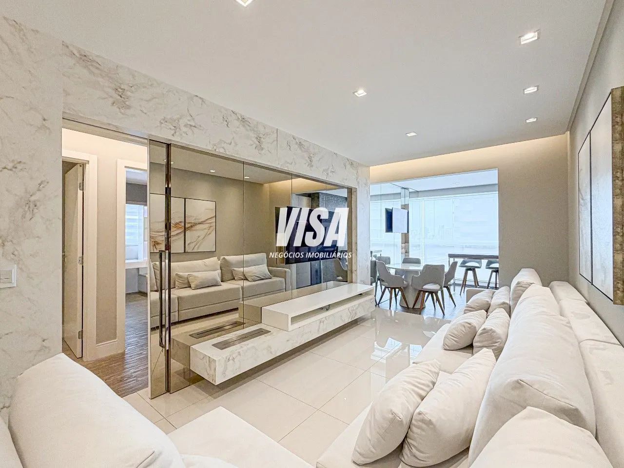 APARTAMENTO AMPLO NO KOBRASOL TOTALMENTE MOBILIADO!! - Foto 2