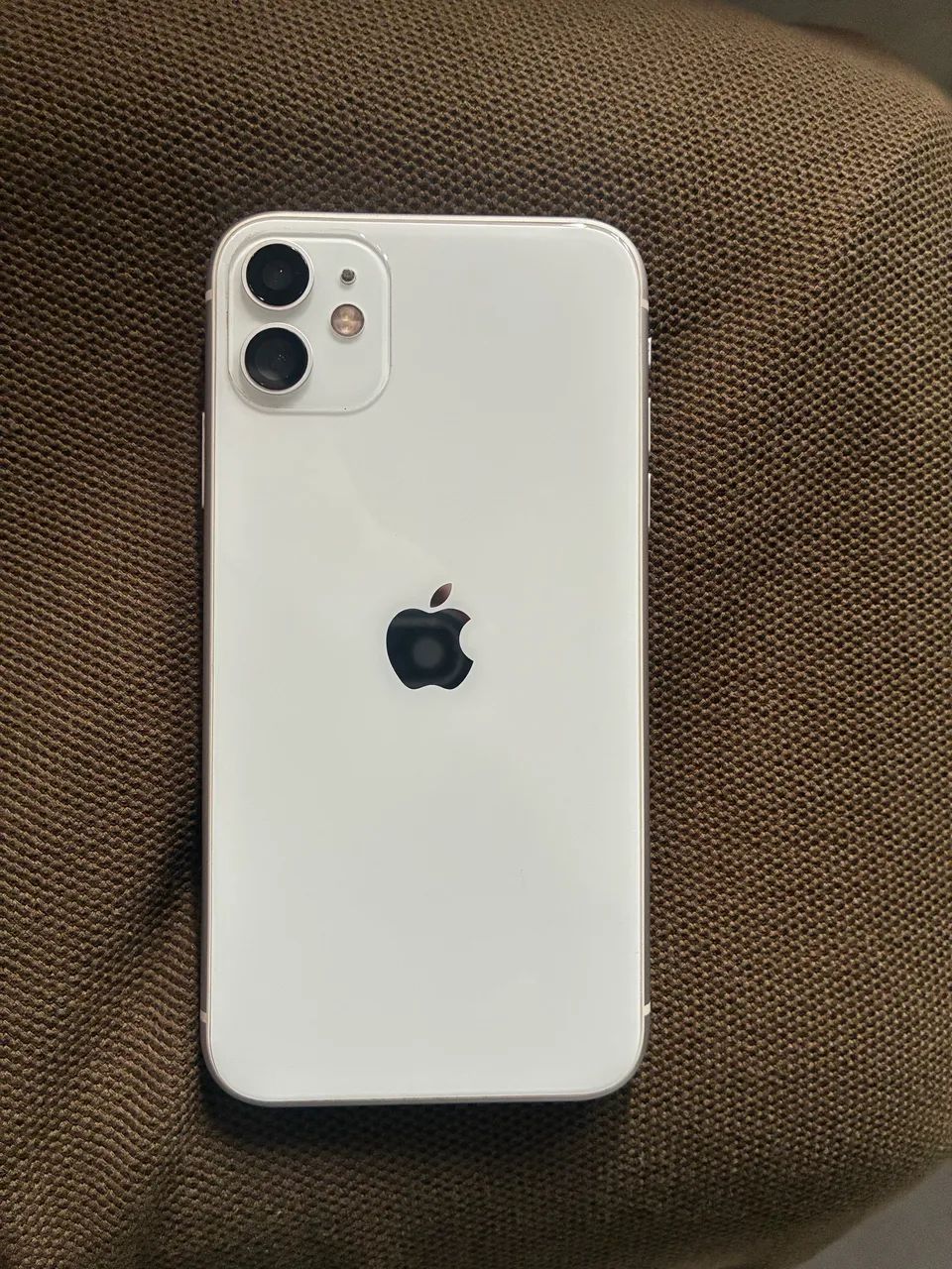 iPhone 11 não liga retirada de peças 