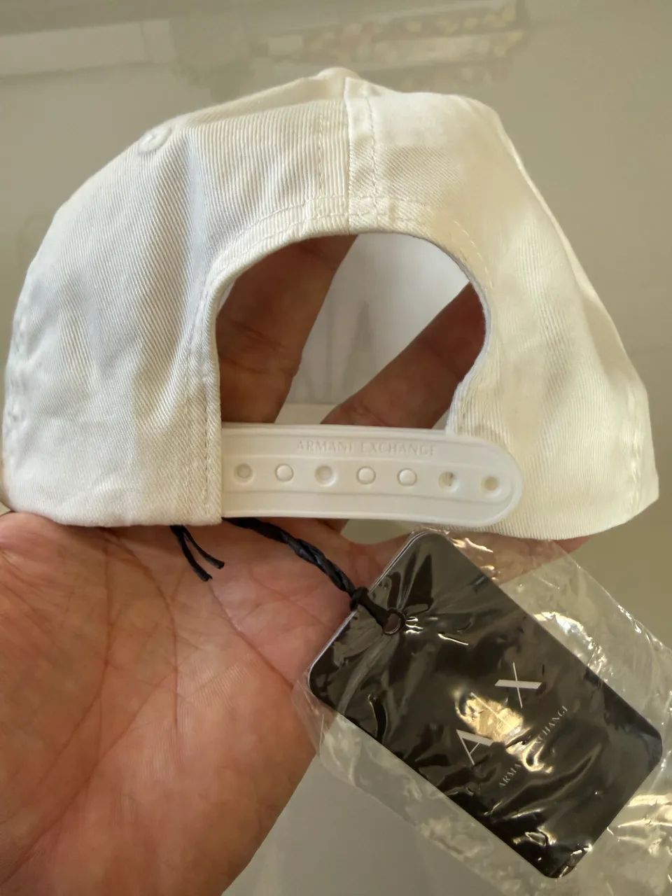 Boné Armani Exchange original branco logo bordado  - Foto 3