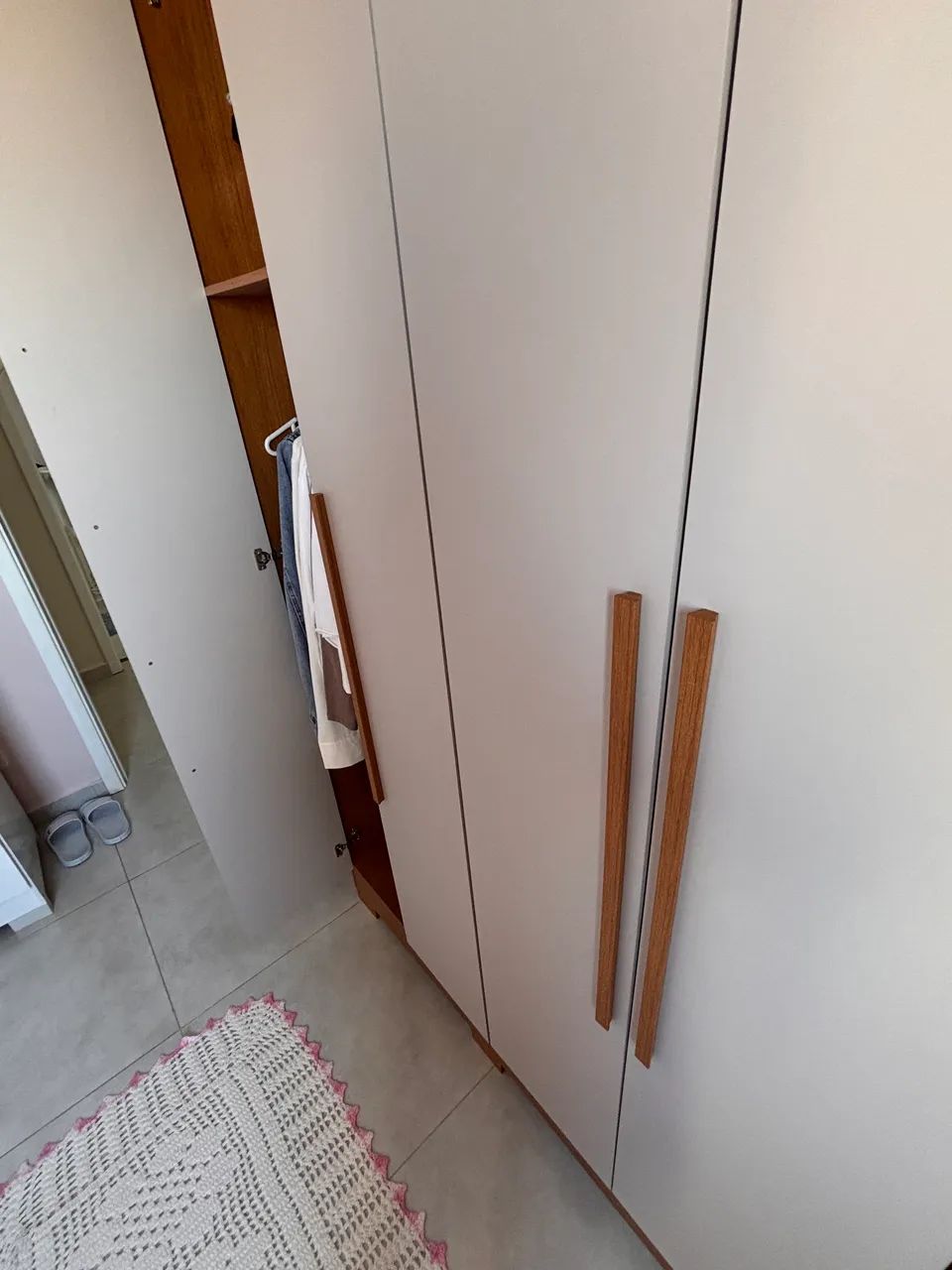 GUARDA ROUPA CASAL 6 PORTAS - Foto 4