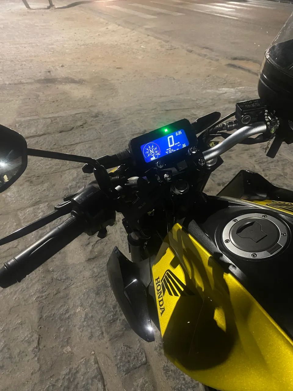 Cb300f com manual, chave reserva e nota fiscal. - Foto 3