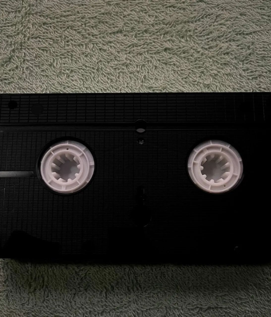 "Os Suspeitos" | VHS | Folha de S. Paulo - Foto 3