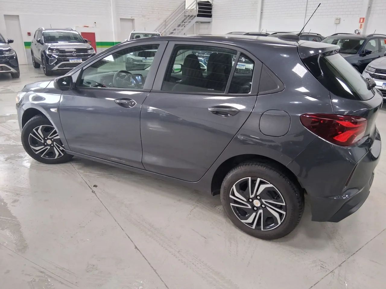Chevrolet Onix Hatch 1.0 12V Flex Mec. 4P 2026 - Foto 2