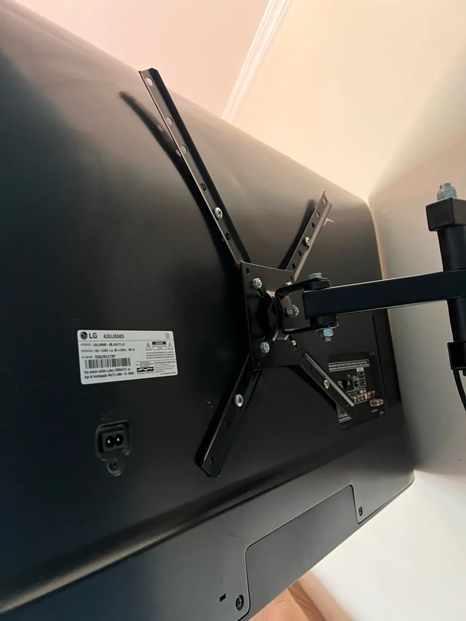 Smart TV LG 43? 4K Ultra HD Wi-Fi - Funcionando Perfeitamente - Foto 3